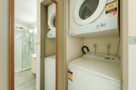 Photo of property in Anchorage Apartments, 317/36 Victoria Road, Mount Maunganui, 3116