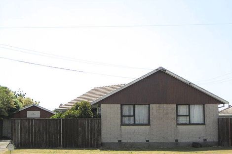 Photo of property in 135 Marlow Road, Aranui, Christchurch, 8061