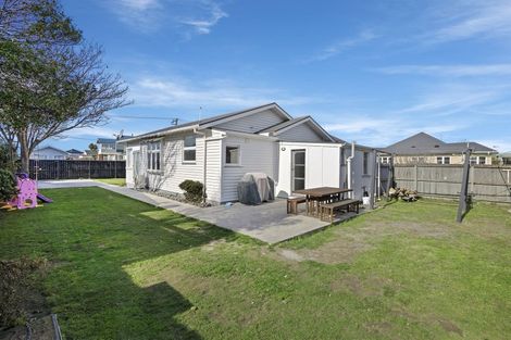 Photo of property in 20 Oram Avenue, New Brighton, Christchurch, 8061