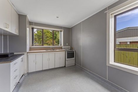 Photo of property in 2 Gibson Crescent, Naenae, Lower Hutt, 5011