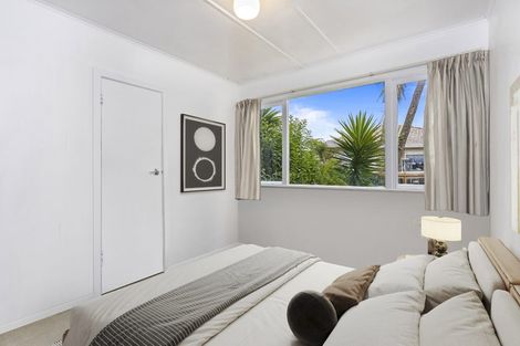 Photo of property in 1c Kuaka Place, New Lynn, Auckland, 0600