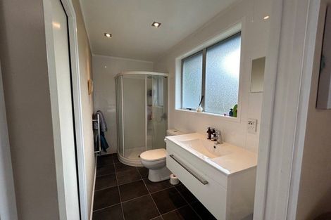 Photo of property in 11a Kinder Street, Acacia Bay, Taupo, 3330