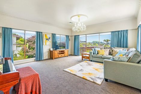 Photo of property in 140 Fisher Parade, Farm Cove, Auckland, 2012