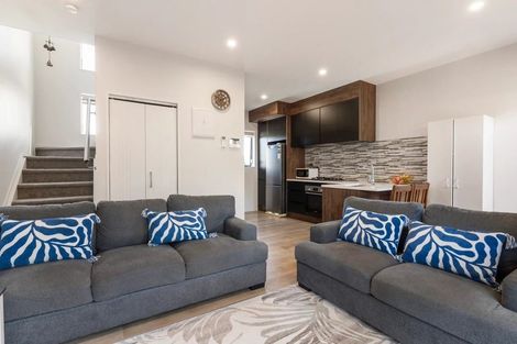 Photo of property in 44 Picturesque Drive, Flat Bush, Auckland, 2019