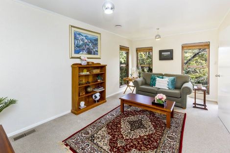 Photo of property in 69 Chatsworth Road, Silverstream, Upper Hutt, 5019
