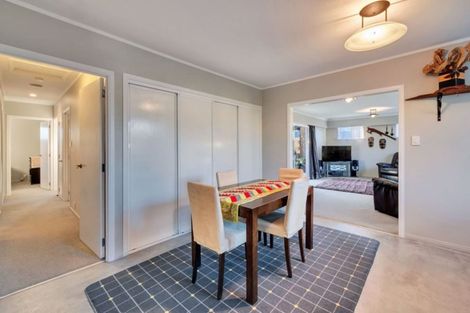 Photo of property in 9 Alf Walker Place, Papakura, 2110