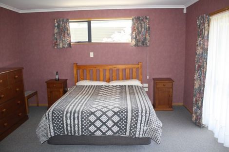 Photo of property in 22 Hannah Place, Holmes Hill, Oamaru, 9401