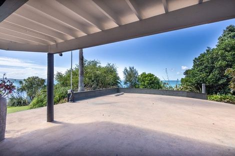 Photo of property in Signal Stn Road, Pouto, Te Kopuru, 0391