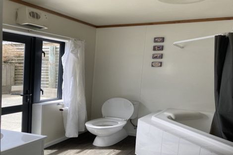 Photo of property in 49 Hindmarsh Street, Johnsonville, Wellington, 6037