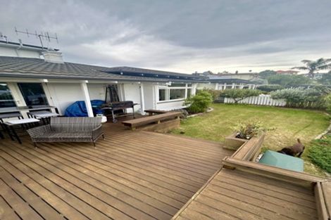 Photo of property in 4 Cobden Lane, Bluff Hill, Napier, 4110
