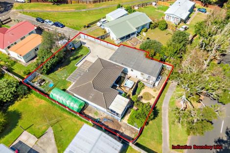 Photo of property in 22 Chrisarda Place, Red Hill, Papakura, 2110