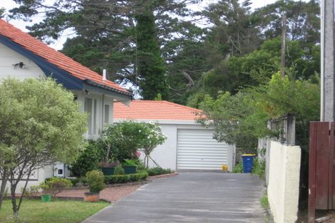 Photo of property in 2/301 Rangatira Road, Beach Haven, Auckland, 0626