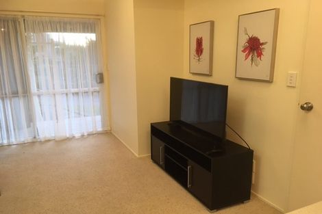 Photo of property in 44 Pacific Parade, Army Bay, Whangaparaoa, 0930