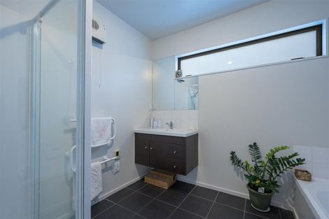 Photo of property in 25 Martin Street, Monaco, Nelson, 7011