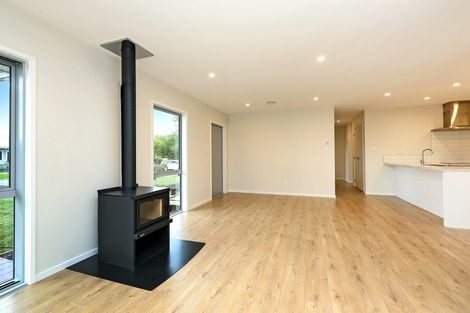 Photo of property in 14 Cape Grove, Haumoana, 4180