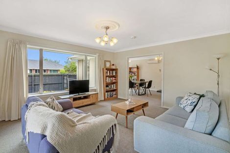 Photo of property in 1 Sevenoaks Drive, Bryndwr, Christchurch, 8053