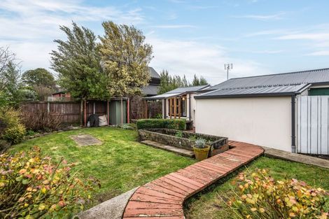 Photo of property in 3a Mclellan Place, Ilam, Christchurch, 8041