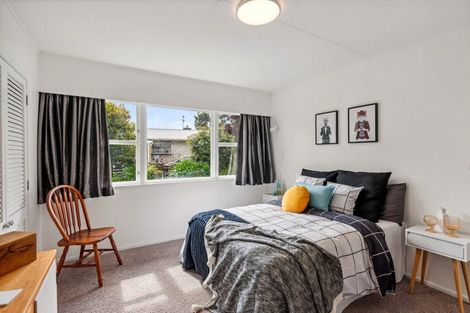 Photo of property in 4 Sylvan Avenue, Waikanae, 5036