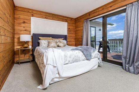 Photo of property in 108 Glendhu Road, Bayview, Auckland, 0629