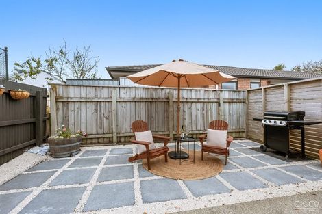 Photo of property in 1a Saulbrey Grove, Woburn, Lower Hutt, 5010