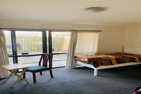 Photo of property in Krisley Court, 7/6 Ambrico Place, New Lynn, Auckland, 0600