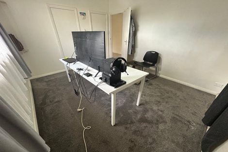 Photo of property in 118 View Road, Sunnyvale, Auckland, 0612