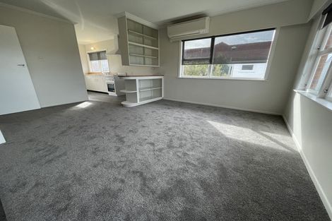 Photo of property in 222 Te Atatu Road, Te Atatu South, Auckland, 0610
