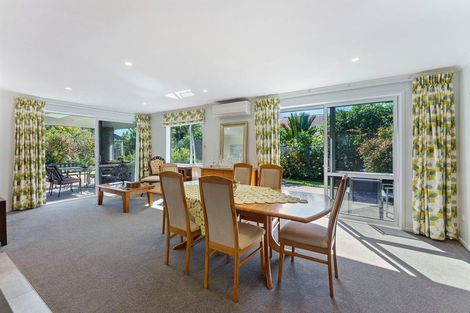 Photo of property in 63 Waipunahau Road, Waikanae, 5036