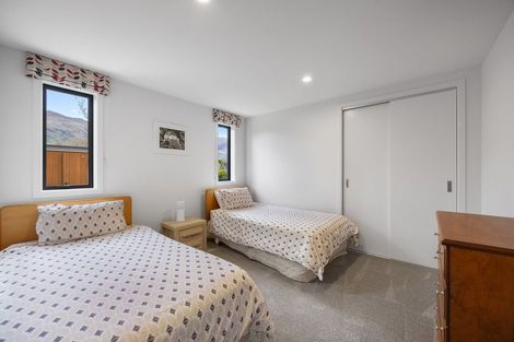 Photo of property in 5 Parkview Street, Wanaka, 9382