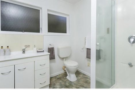 Photo of property in 59 Sunnynook Road, Forrest Hill, Auckland, 0620