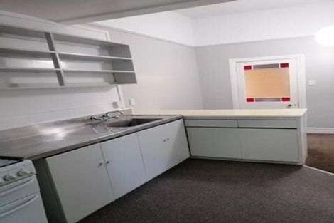 Photo of property in 13 Mortimer Terrace, Aro Valley, Wellington, 6021