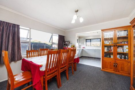 Photo of property in 32 John F Kennedy Drive, Milson, Palmerston North, 4414