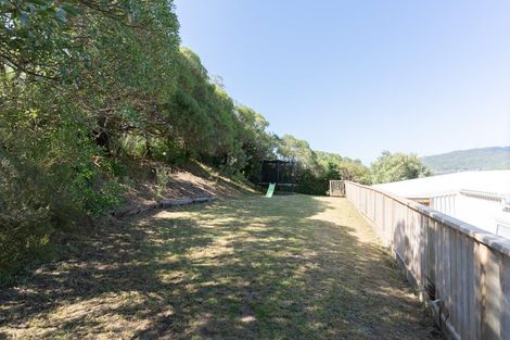 Photo of property in 16 Downes Street, Titahi Bay, Porirua, 5022