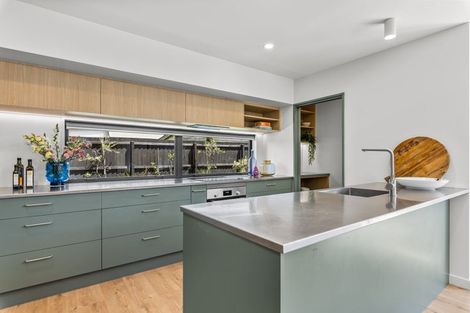 Photo of property in 2/104 Burke Street, Sydenham, Christchurch, 8023