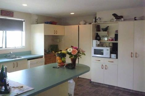 Photo of property in 56 Bellingham Place, Avonhead, Christchurch, 8042