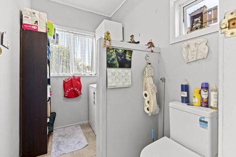 Photo of property in 1416 Devon Road, Brixton, Waitara, 4382