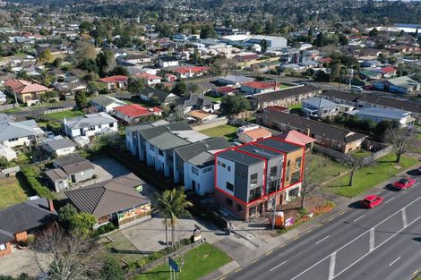 Photo of property in 4/148 Lincoln Road, Henderson, Auckland, 0610