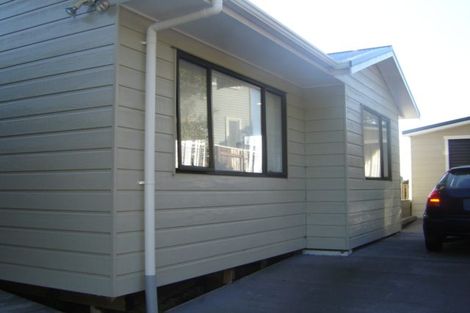 Photo of property in 3 Makora Grove, Paremata, Porirua, 5024