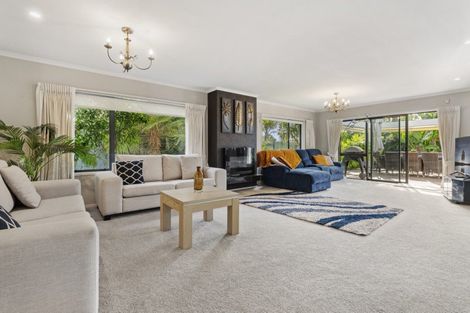 Photo of property in 115 Gravatt Road, Papamoa Beach, Papamoa, 3118