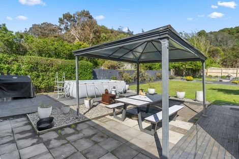 Photo of property in 203 Wellington Road, Wainuiomata, Lower Hutt, 5014