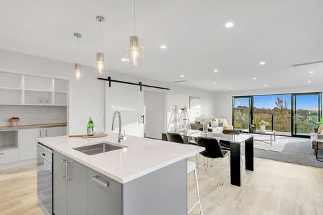 Photo of property in 68 Kakariki Grove, Waikanae, 5036