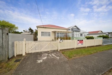 Photo of property in 78 Disraeli Street, Hawera, 4610