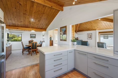 Photo of property in 18 Ocean Road, Ohope, 3121