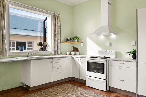 Photo of property in 40 Victoria Road, Saint Kilda, Dunedin, 9012