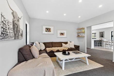 Photo of property in 86 Seafield Road, Eskdale, Napier, 4182