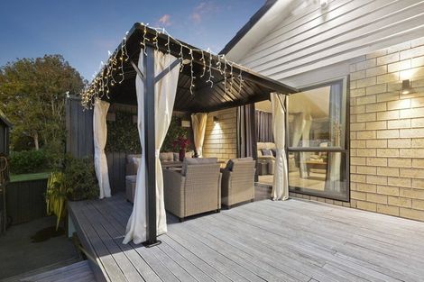 Photo of property in 12 Rays Way, Tuakau, 2121