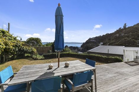 Photo of property in 6 Marama Terrace, Eastbourne, Lower Hutt, 5013