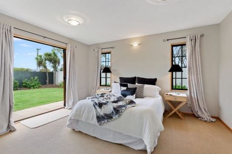 Photo of property in 323 Gardiners Road, Harewood, Christchurch, 8051