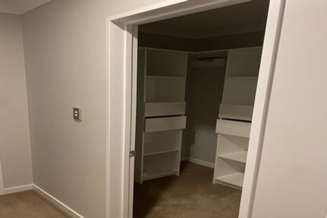 Photo of property in 2 Creggan Crescent, Flat Bush, Auckland, 2019