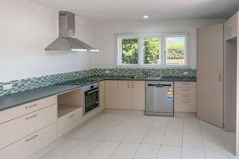 Photo of property in 45 Charlcott Street, Burnside, Christchurch, 8053